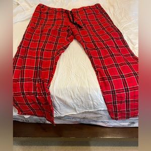 Wide leg pajama pants.